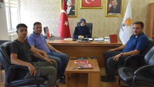 Gençlik kolları başkanları başkan Yavaş'ı ziyaret etti