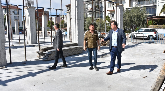 Ege bölgesinin en modern semt pazarı Akhisar'da yapılıyor