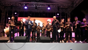 Turgutlu'da zurnaların çığlığı dinleyenleri mest etti