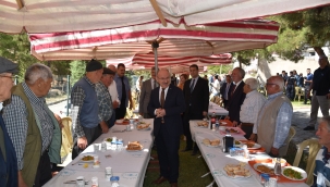 Vali Karadeniz Gördes'de