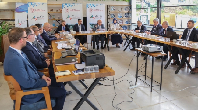 Valiler Kütahya'da toplandı