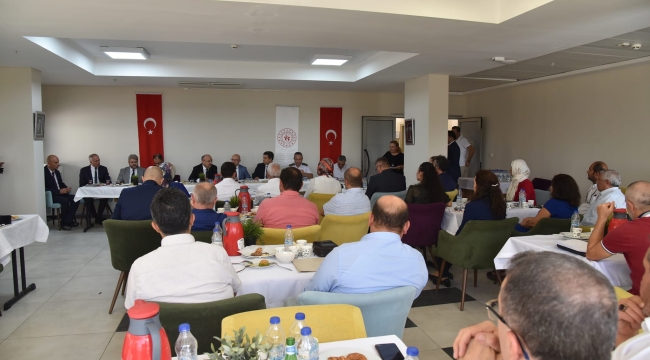Yurt toplantısına müftü de katıldı