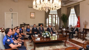 Zabıtalar vali Karadeniz'i ziyaret etti