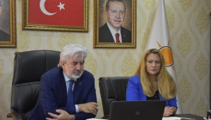 AKP il başkanı Hızlı video konferans toplantısına katıldı 