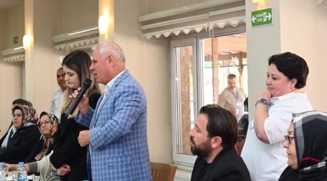 AKP'li kadınlardan vefa toplantısı