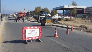 Alaşehir'de yol düzenlemesi