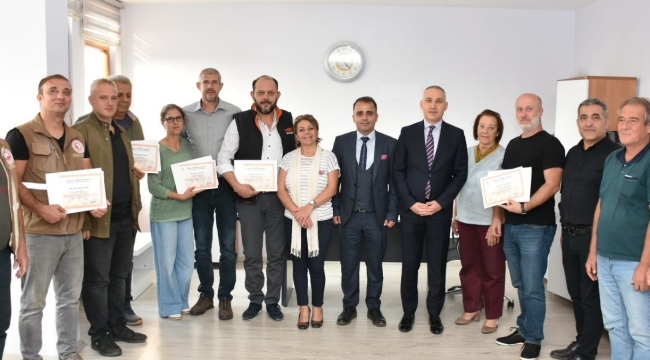 Arı yetiştiricilerine belgeleri verildi