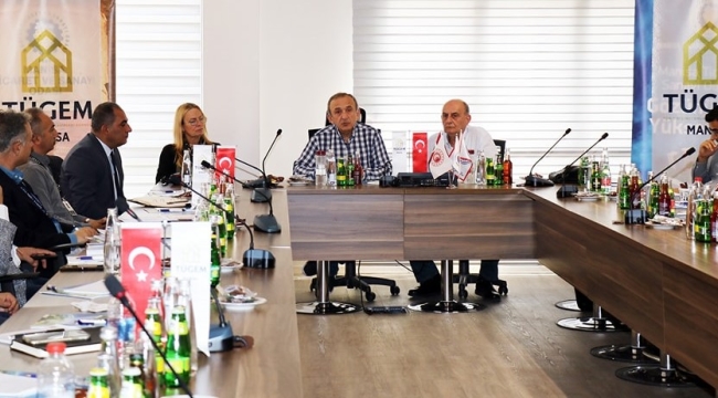 Başkan Yılmaz,emlakcılarla buluştu
