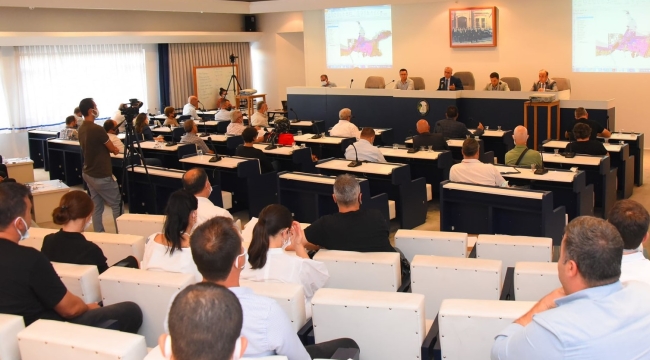 CHP meclis üyesi Özdem'den başkan Kayda'ya,'çatışma,ihaleye fesat karıştırma,tehdit,darp,'suçlaması 