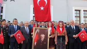 Çoşkuyla kutlandı