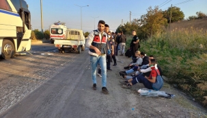 İşçi servisinin karıştığı kazada çok sayıda yaralı var