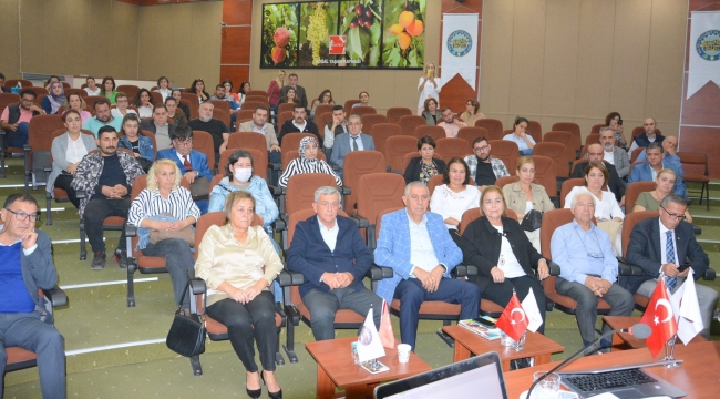 Kadın girişimcilere Halkbank kredileri anlatıldı