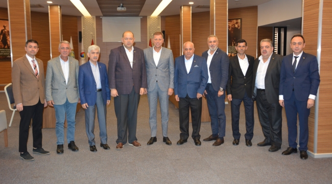 Karacabey borsa başkanı Özkasap'ı ziyaret etti