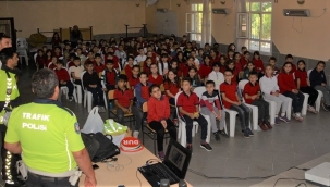 Öğretmenler ve öğrencilere trafik semineri