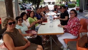 Salihli CHP kadın kolları çalışma ekibi toplandı