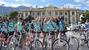 Yabancı öğrenciler çevre ve iklim değişikliği için pedal çevirdi