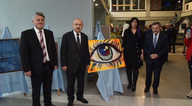 51 resim öğretmeni sergi açtı