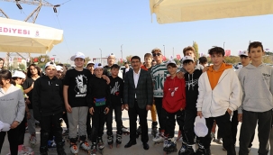 Başkan Çelik parkı hizmete açtı