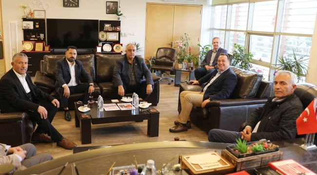 Bitlis Güroymak Gölbaşı belediye başkanı Akhisar'da
