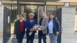 CHP kadın kolları eczacılar odasını ziyaret etti