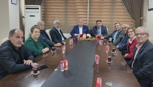 CHP'liler TSO başkanı Aydın'ı ziyaret etti