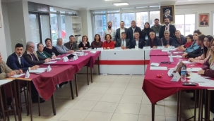 CHP parti okulu eğitimleri sürüyor