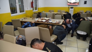 Deprem tatbikatına vali Karadeniz'de katıldı