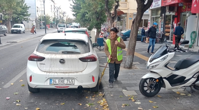 Temiz bir Akhisar için, çevre koruma ve temizlik ekipleri çalışıyor