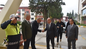 Vali Karadeniz kurumları denetledi