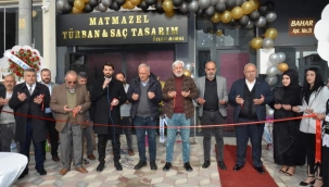 Açılışa AKP Manisa il başkanı Hızlı'da katıldı