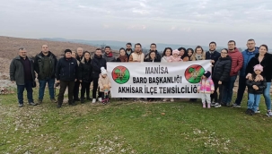 Avukatlar ağaç dikti