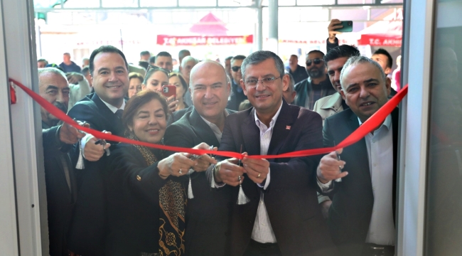 Ayten Mustafa Kip Cumhuriyet kütüphanesi açıldı