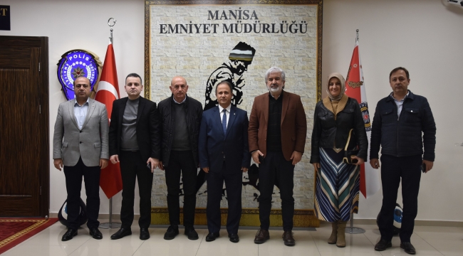 Başkan Hızlı ,müdür Uslusoy'u ziyaret etti