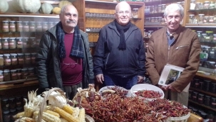 Çevreciler Gölmarmara'nın sorunlarını ele aldı