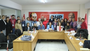 CHP'li kadınlar: kirli ellerinizi çocuklarımızın üzerinden çekin
