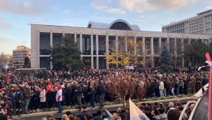 İmamoğlu'na hapis ve siyasi yasak