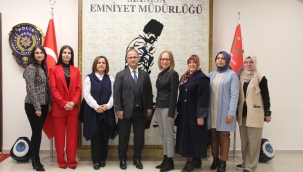 KADEM Manisa il yöneticileri Uslusoy'u ziyaret etti