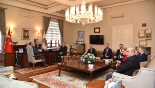 Sendikacılar vali Karadeniz'le görüştü