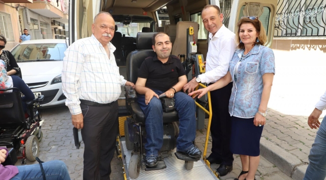 Turgutlu'da yüzler "sosyal belediyecilik" ile gülüyor