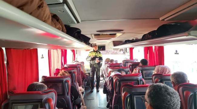 Vatandaşlara trafik bilgilendirmesi