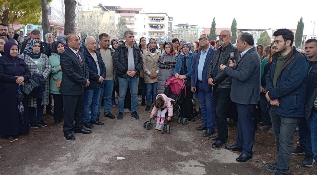 Veliler 4 yıldır okul istiyor