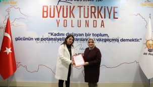 AKP Akhisar ilçe kadın kolu başkanlığına Karabacak atandı