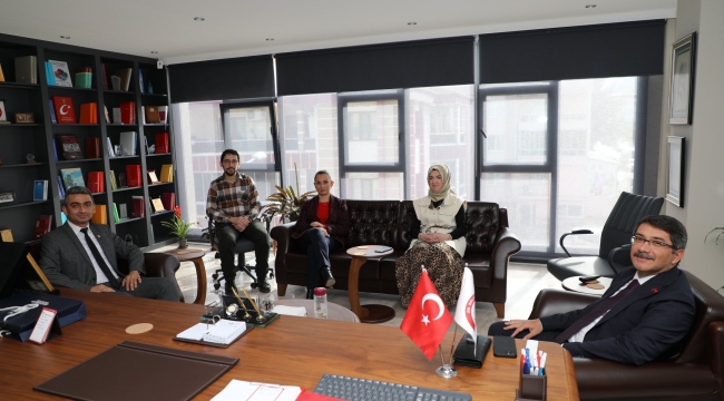 Başkan Çelik eczacılar odasını yönetimini ziyaret etti