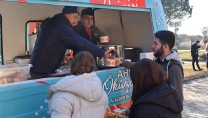 Belediyeden sınava giren öğrencilere çorba ikramı