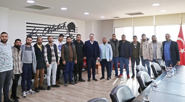 CHP,İzmir'de roman buluşması düzenliyor