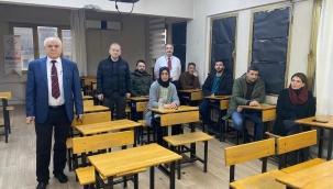 Emlakçılar sınavda ter döktü