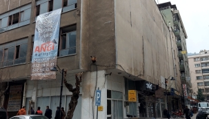 Eski köşk sinema binası satıldı, yıkılıyor