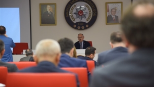 Manisa'da arsa,ödenek ve hukuki sorunlar yüzünden 105 projeye başlanamadı