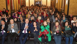 Nazım Hikmet,121. yaş gününde anıldı