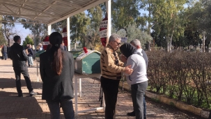 Önce annemi, ardından ablamı yitirdim